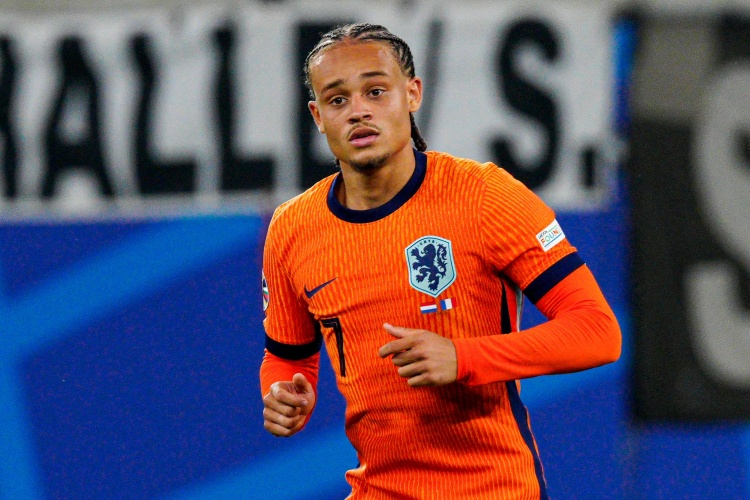 科曼透露西蒙斯六月已表意向,上周正式确认转会热刺