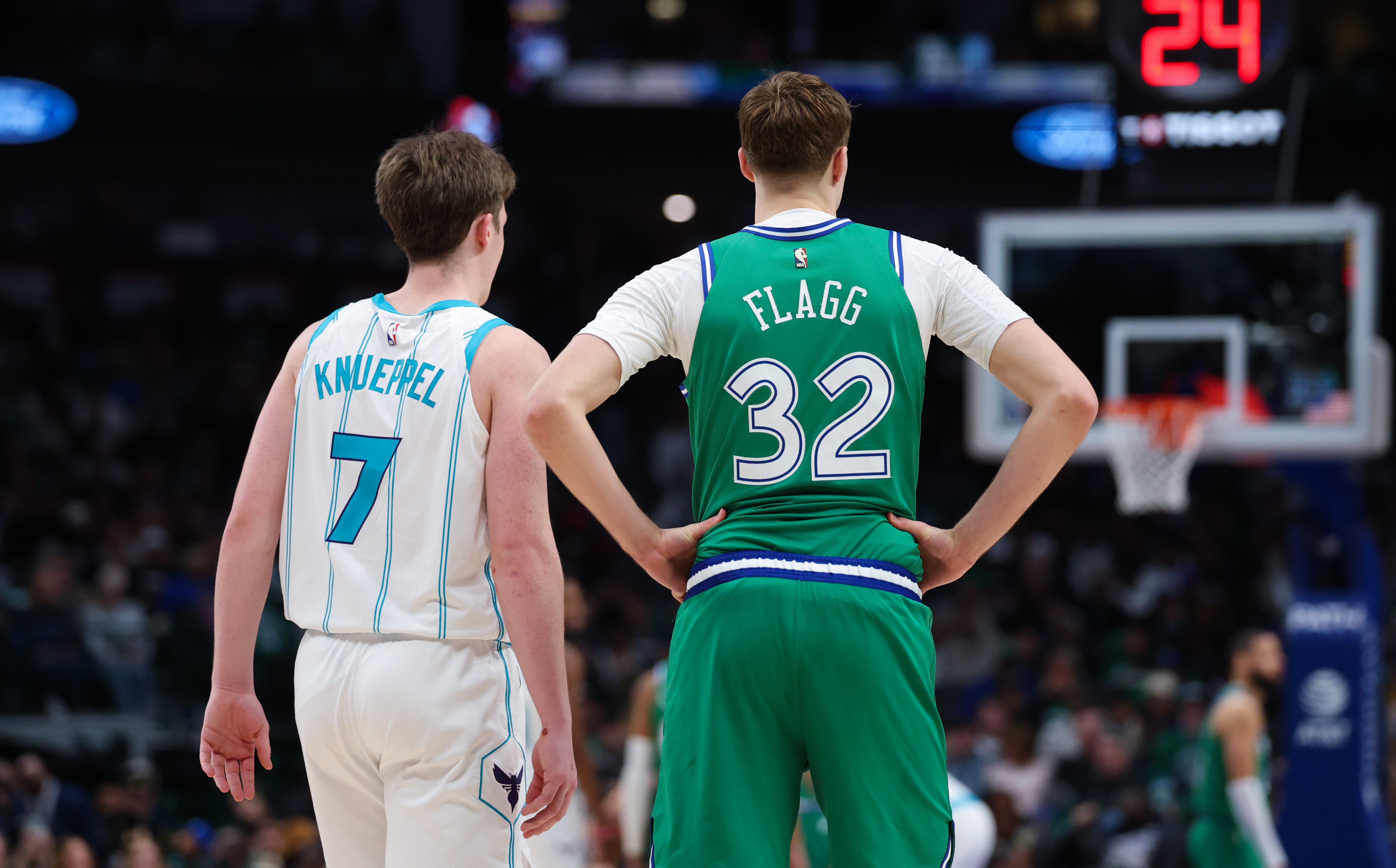 开云下载-体育预测平台:弗拉格&克尼佩尔最佳新秀概率打平 争夺愈演愈烈